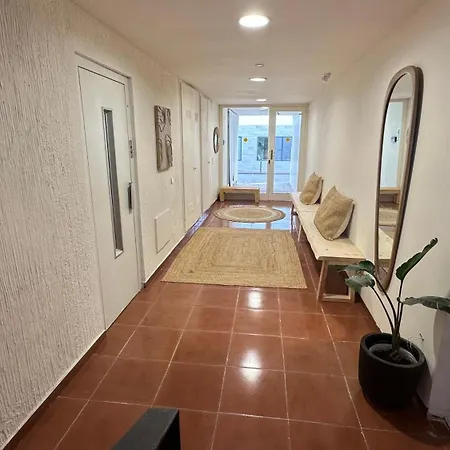 Nomad Haux In The Heart Of Tossa 1 Апартаменты Тосса-де-Мар